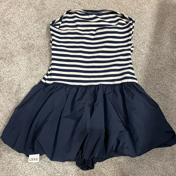 Cider women’s strapless bubble dress - Picture 6 of 12